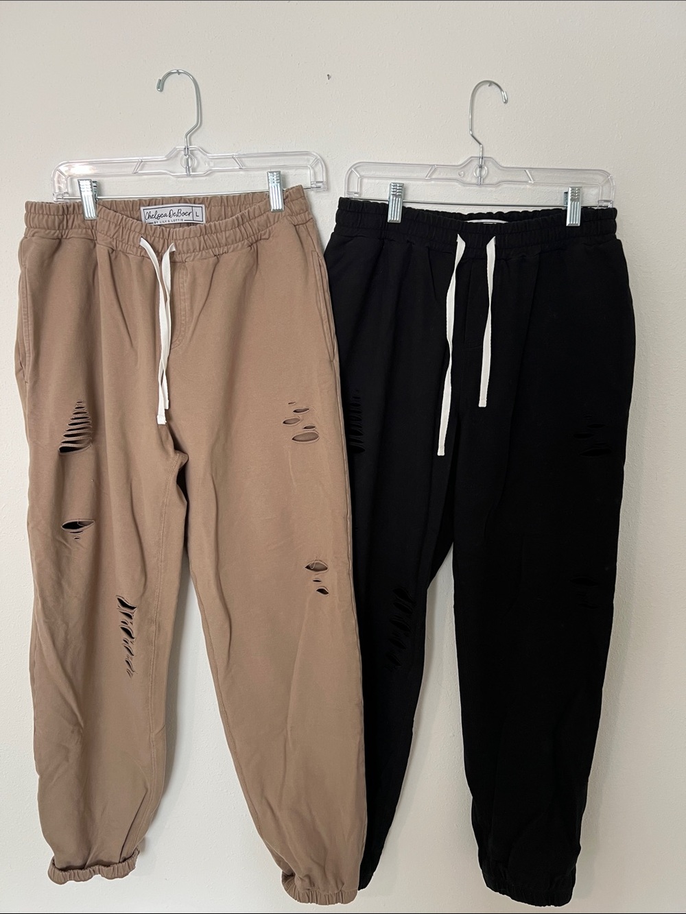 Chelsea DeBoer Lily & Lottie Distressed Jogger Pants - Tan & Black